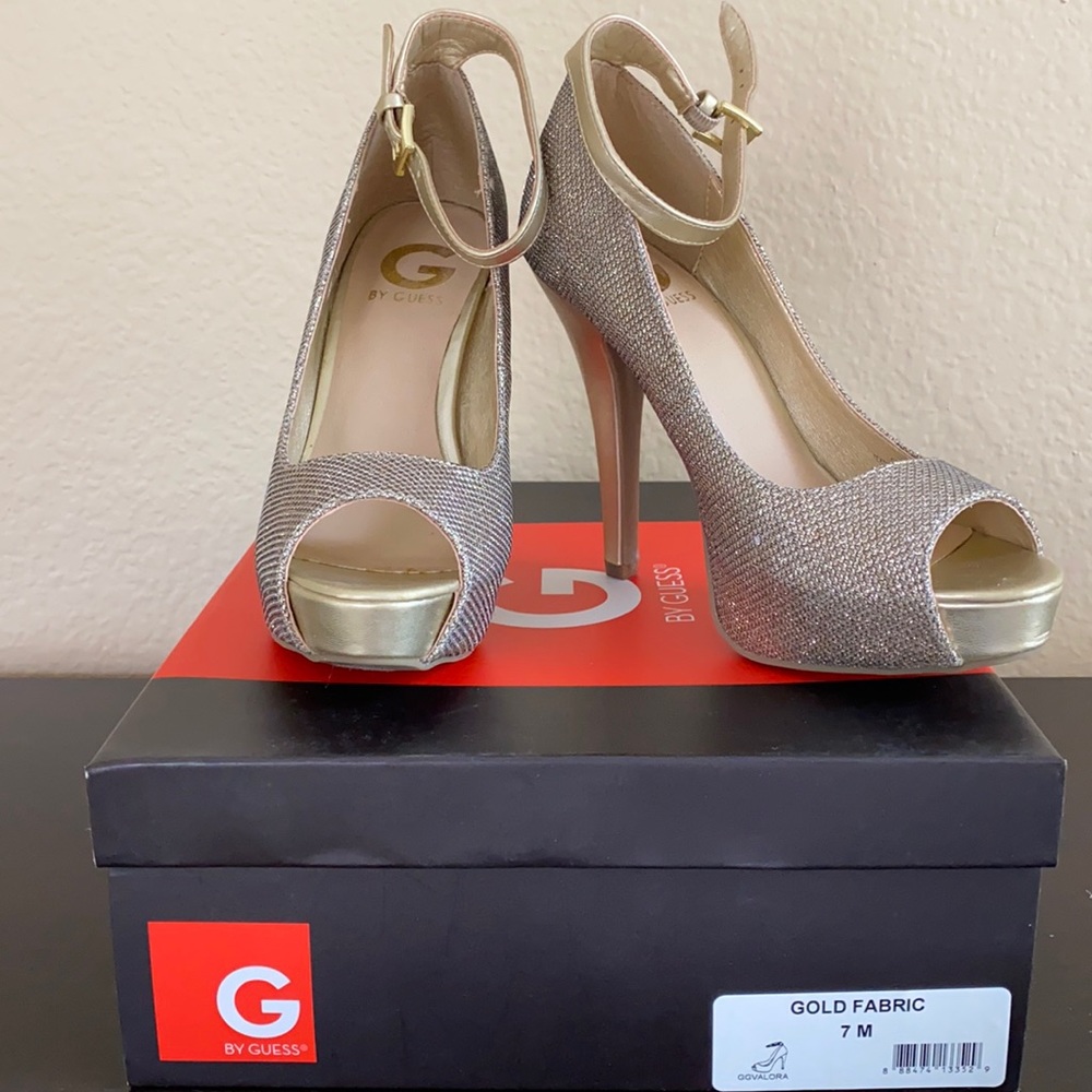 G by Guess gold peep toe 7